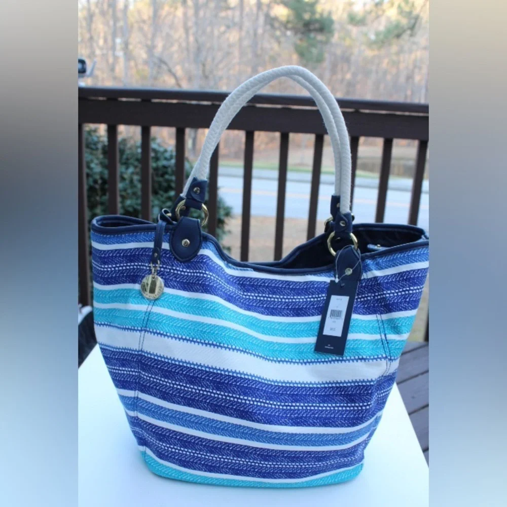 NWT Tommy Hilfiger tote bag